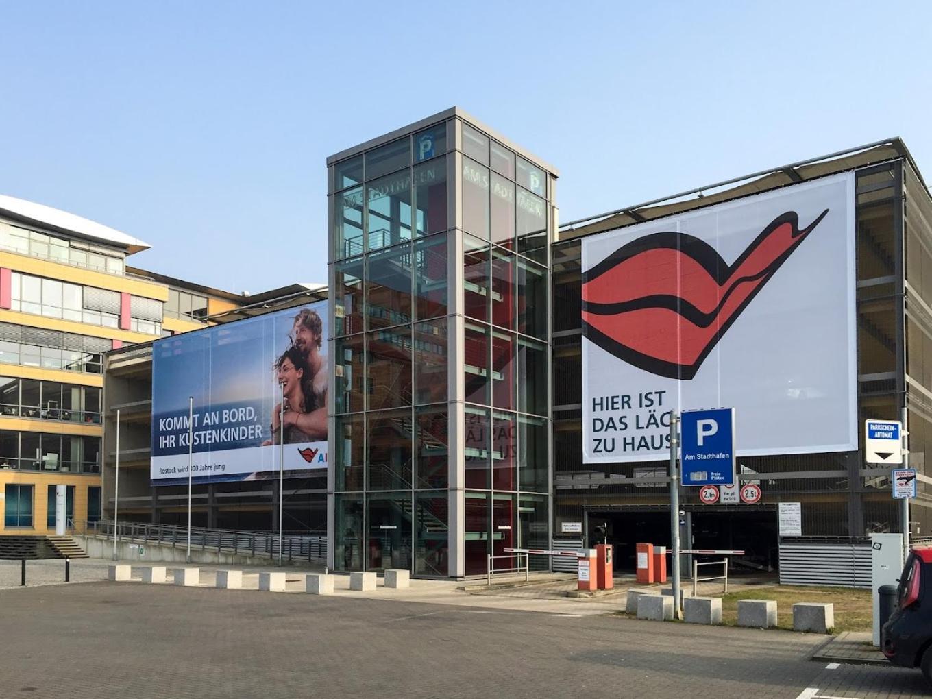 Ueber Den Daechern Der Altstadt Rostock Dış mekan fotoğraf